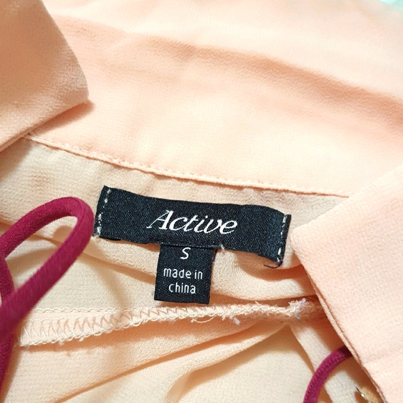 Gorgeous blush-coloured sheer button-up blouse - Picture 4 of 4